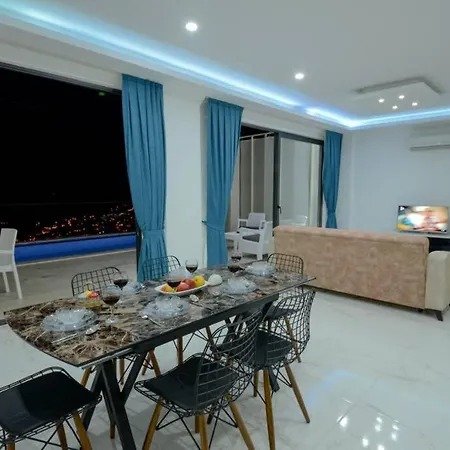 Villa Silam *